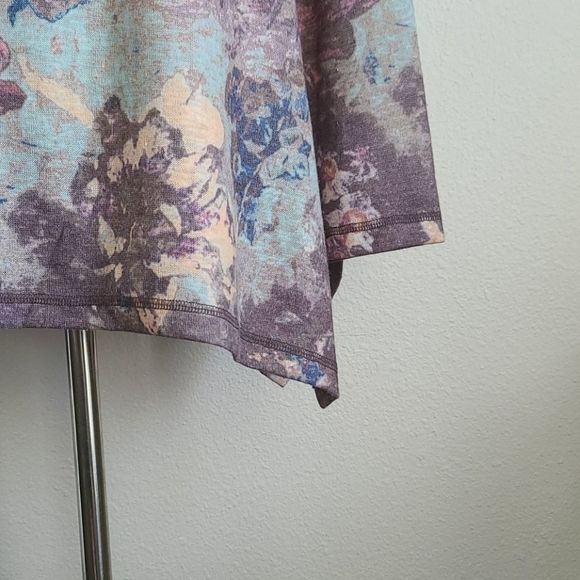 CHELSEA AND THEODORE top - Picture 5 of 8